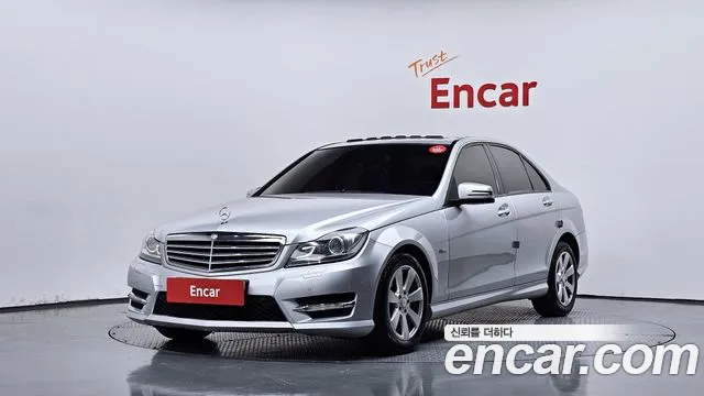 Mercedes-Benz C-Class W204 C200 CGI