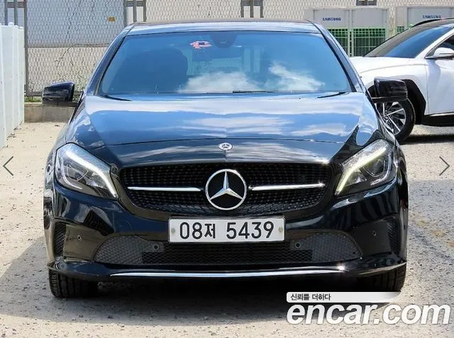 Mercedes-Benz A-Class W176 A200
