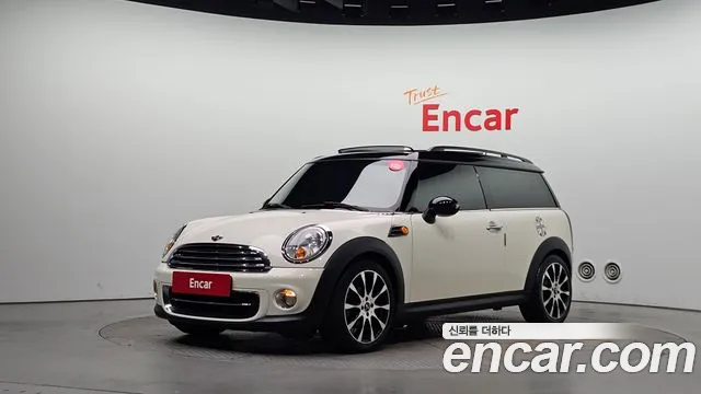 MINI Cooper Clubman Base 1 generation