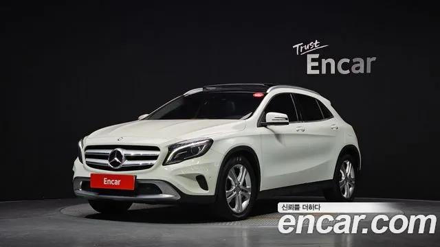 Mercedes-Benz GLA-Class X156 GLA200 CDI 4 MATIC