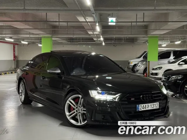 Audi S8 (D5) 4.0 TFSI LWB
