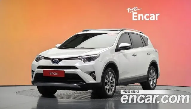 Toyota RAV4 2.5 4 WD Hybrid 4 generation