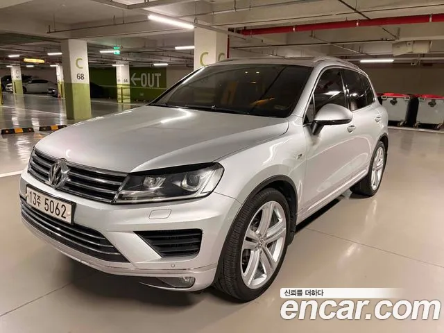 Volkswagen New Touareg V6 3.0 TDI 7 P5