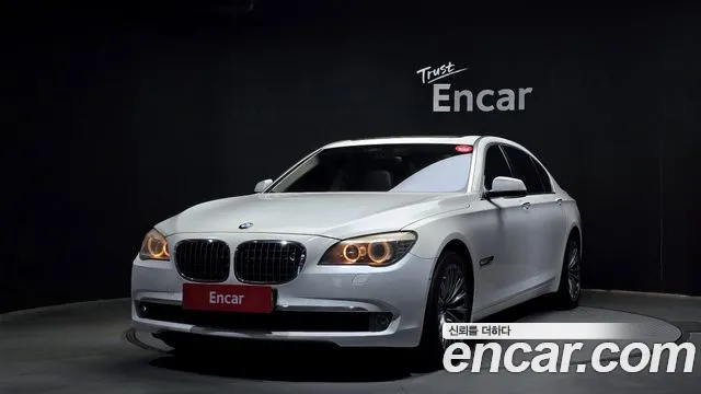 BMW 7 (F01) 750Li