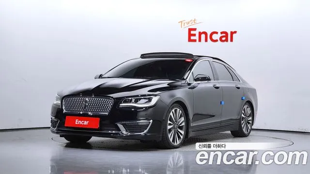 Lincoln MKZ Hybrid 2