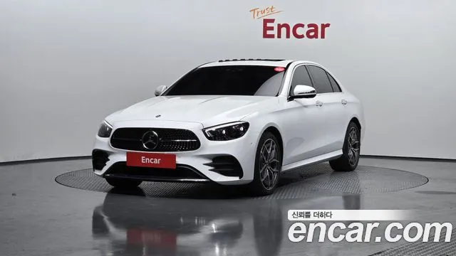 Mercedes-Benz E- W213 E220d 4MATIC AMG Line