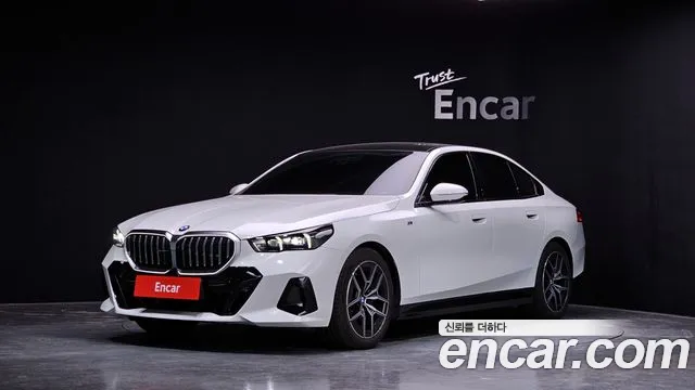 BMW 5 (G60) 520i M