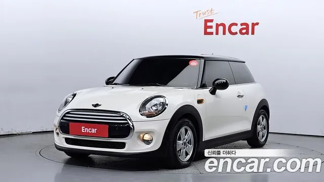 MINI Cooper D Base 3