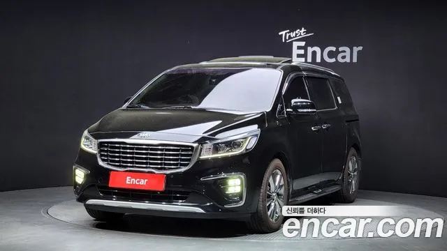 Kia The New Carnival 9 Noblesse