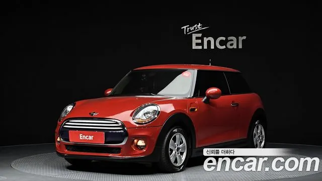 MINI Cooper D Base 3