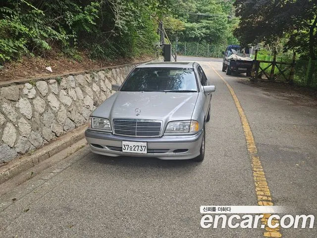 Mercedes-Benz C- C280 W202