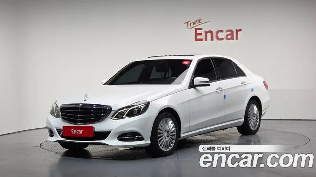 Mercedes-Benz E- W212 E300