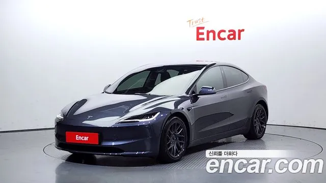Tesla 3 AWD