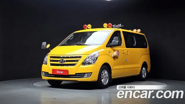 Hyundai Grand Starex
