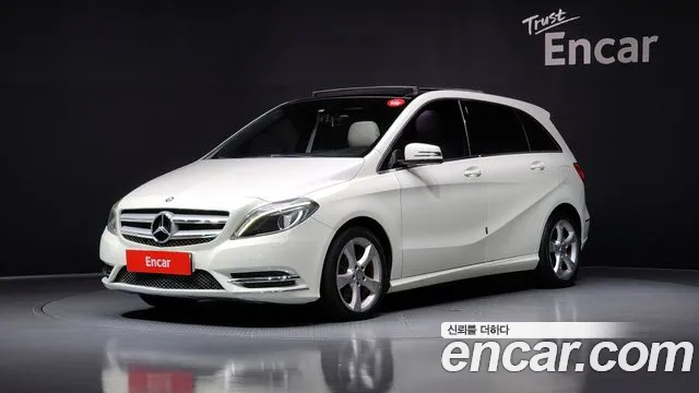 Mercedes-Benz B- W246 B200 CDI