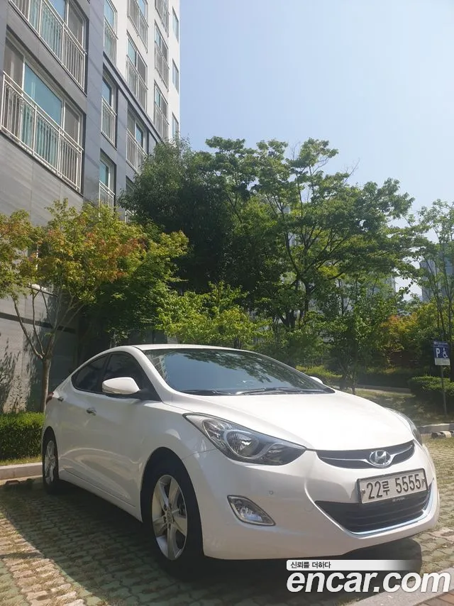 Hyundai Avante MD M16 GDI