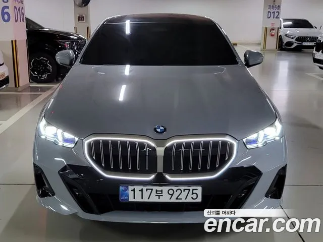 BMW 5 (G60) 520i M