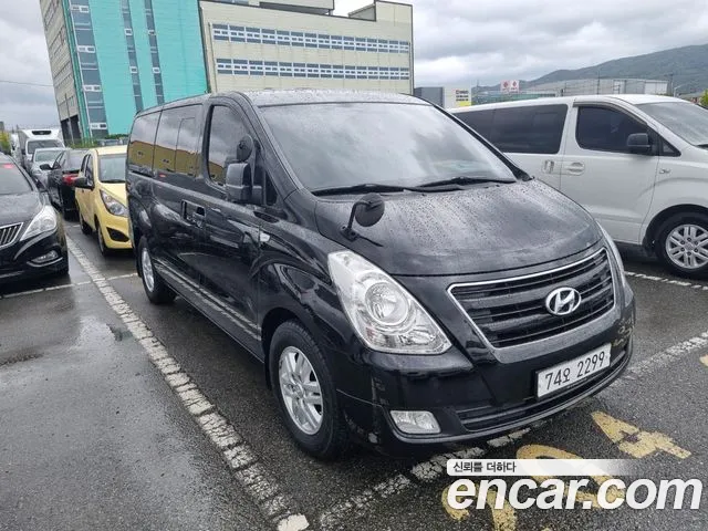 Hyundai Grand Starex 11