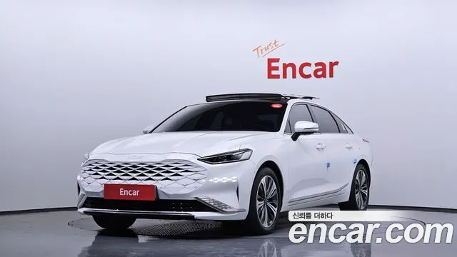 Kia K8 Hybrid Noblesse