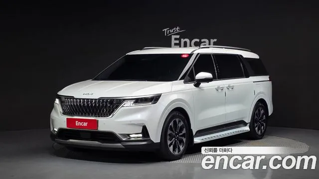 Kia Carnival 4 Gasoline 7 Signature