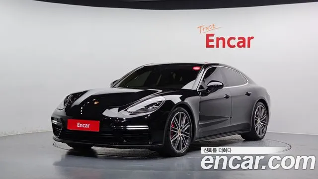 Porsche Panamera (971) 4.0 Turbo