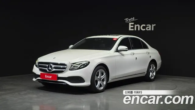 Mercedes-Benz E- W213 E220d 4MATIC