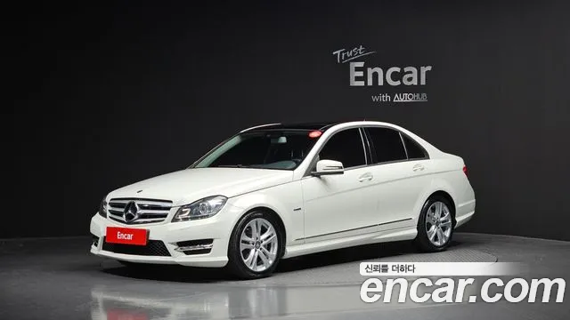 Mercedes-Benz C- W204 C200 CGI