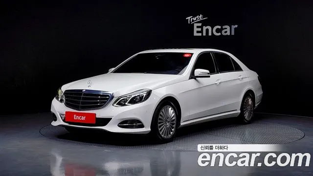 Mercedes-Benz E- W212 E200