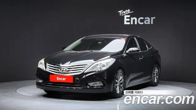 Hyundai Grandeur HG HG240