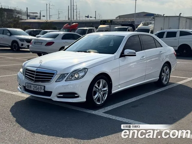 Mercedes-Benz E- W212 E220 CDI