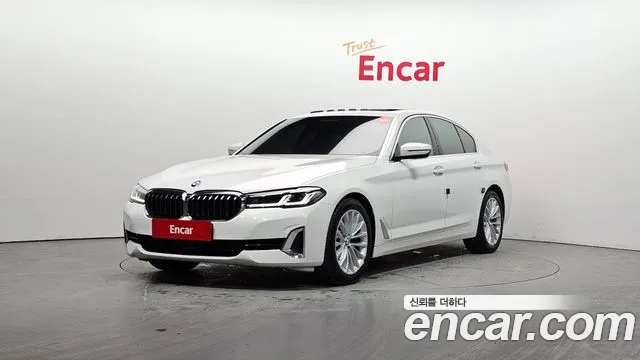 BMW 5 (G30) 520i