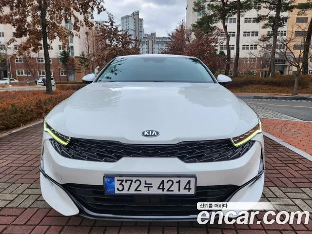 Kia K5 III 2.0