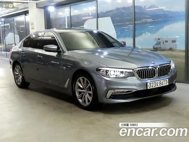 BMW 5 (G30) 520i