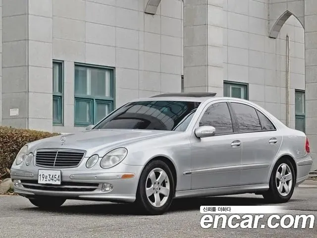 Mercedes-Benz E- W211 E240