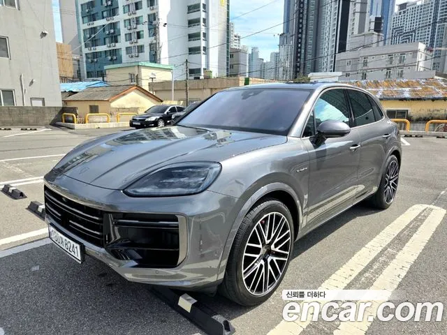 Porsche Cayenne (PO536) 4.0 Turbo E-Hybrid