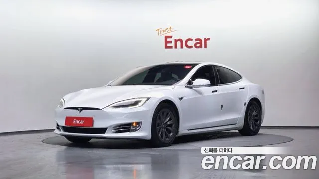 Tesla S
