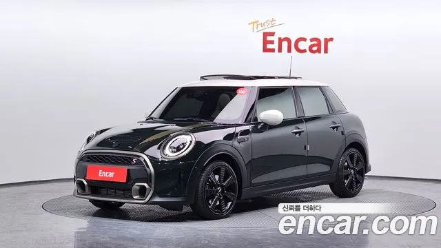 MINI Cooper S 5 3