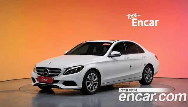 Mercedes-Benz C- W205 C200