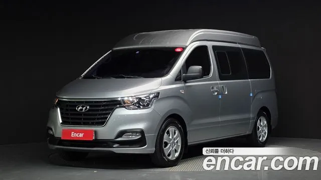 Hyundai The New Grand Starex
