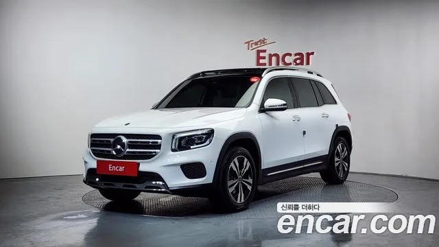 Mercedes-Benz GLB- X247 GLB220