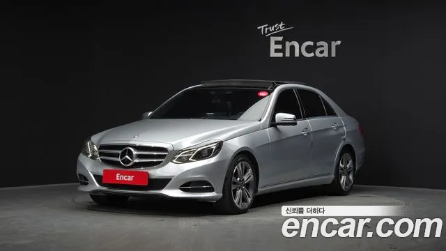 Mercedes-Benz E- W212 E300 4MATIC