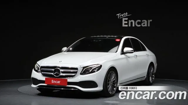 Mercedes-Benz E- W213 E220d 4MATIC