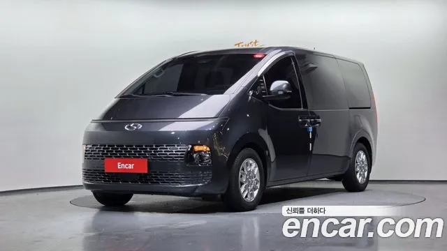 Hyundai Staria 4WD 9