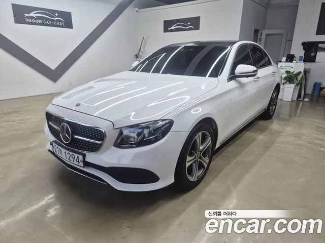 Mercedes-Benz E- W213 E300 4MATIC