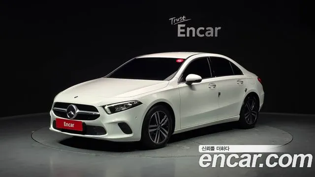 Mercedes-Benz A- W177 A220
