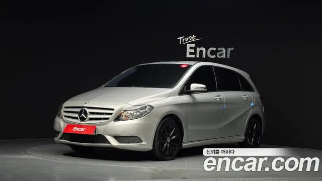 Mercedes-Benz B- W246 B200 CDI