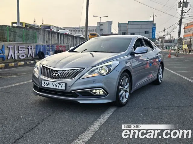Hyundai Grandeur HG HG240