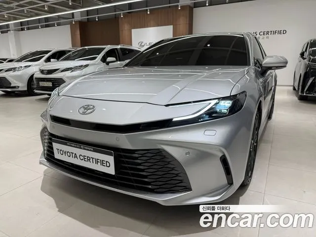 Toyota Camry (XV80) 2.5 XLE Hybrid