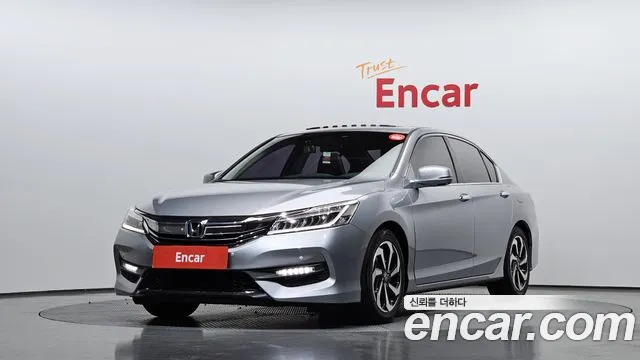 Honda Accord 2.4 9