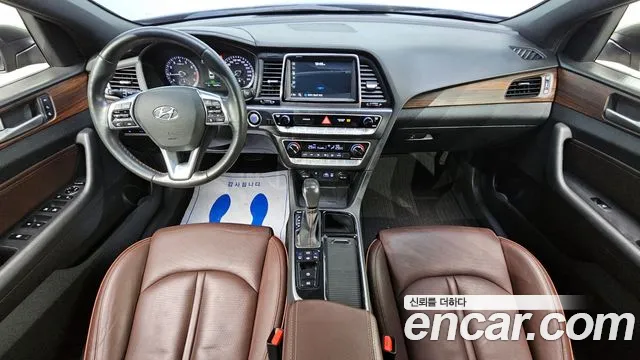 Hyundai Sonata 2.0 Premium